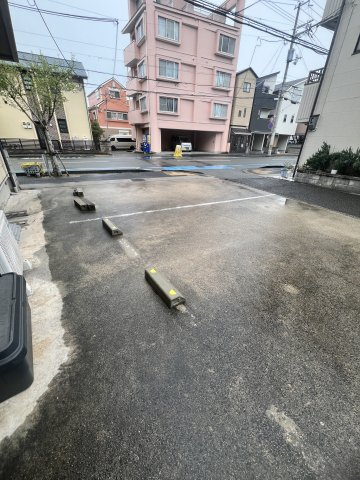 ハイツ北町の駐車場