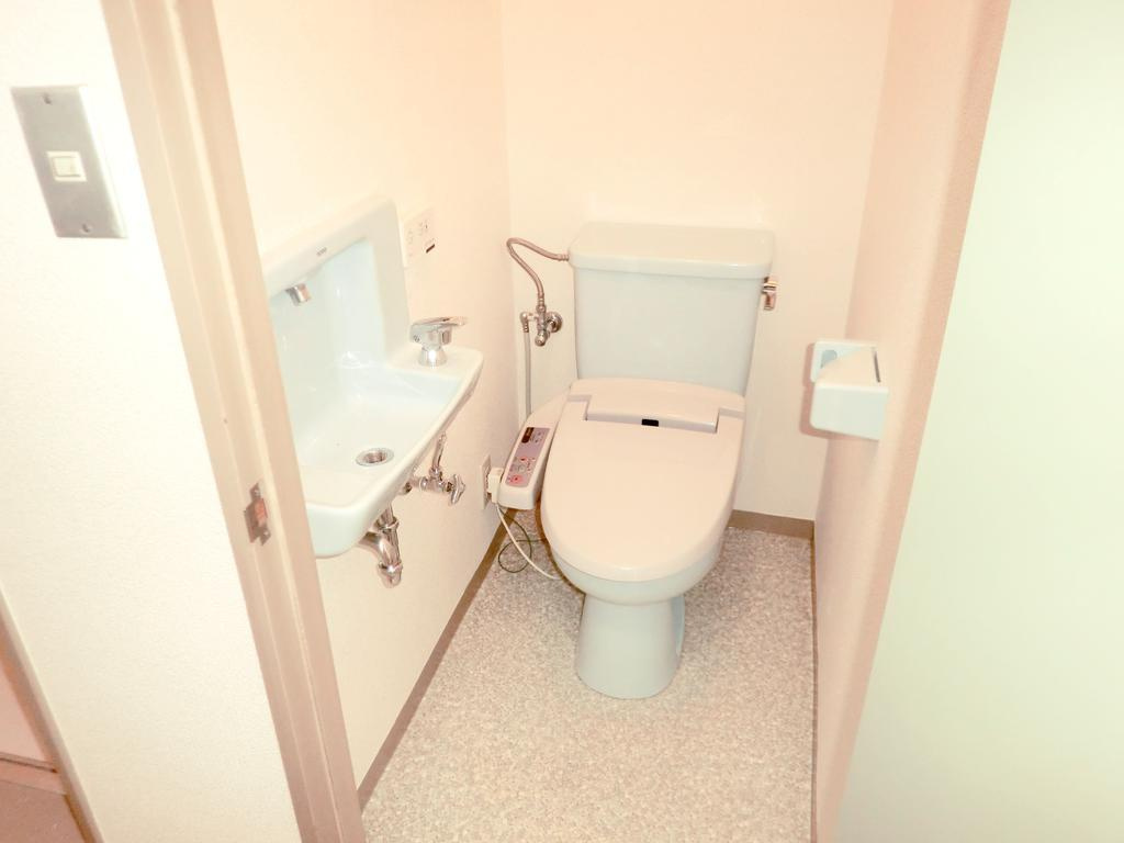 ルーエ磯のトイレ|温水洗浄便座