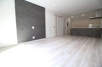 【居間・リビング】 | 立川市柏町3丁目　新築戸建　【全2棟】