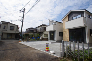 【前面道路含む現地写真】
