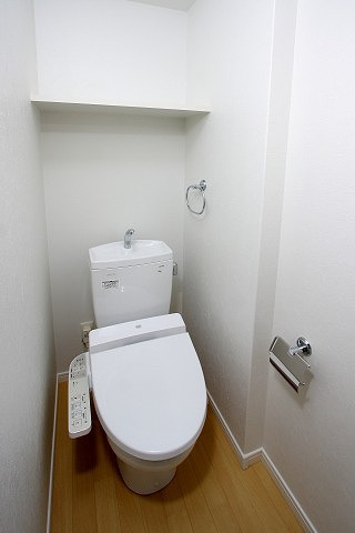 エンクレスト大橋のトイレ|ゆったりとした空間のトイレです