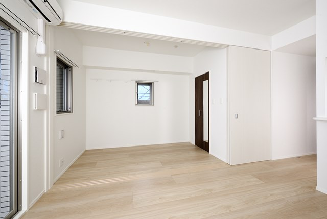 エンクレスト天神MODEの居間・リビング|ゆったり過ごせる居間です