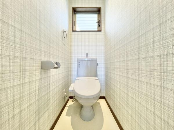 【トイレ】 | 1階2階どちらにもトイレがあるって本当に便利ですね。