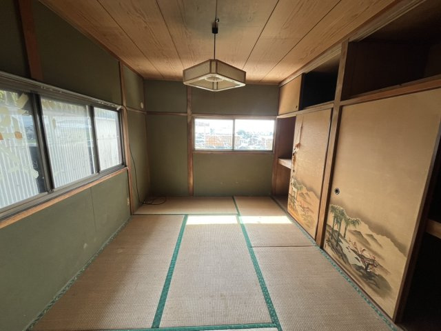 平山新町戸建の和室