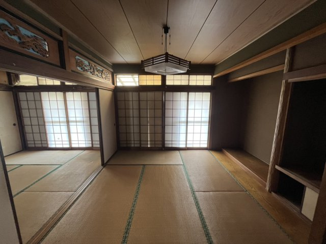 平山新町戸建の和室