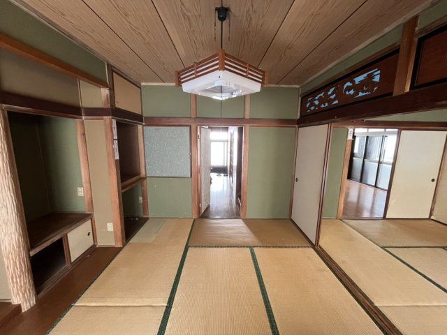 平山新町戸建の和室