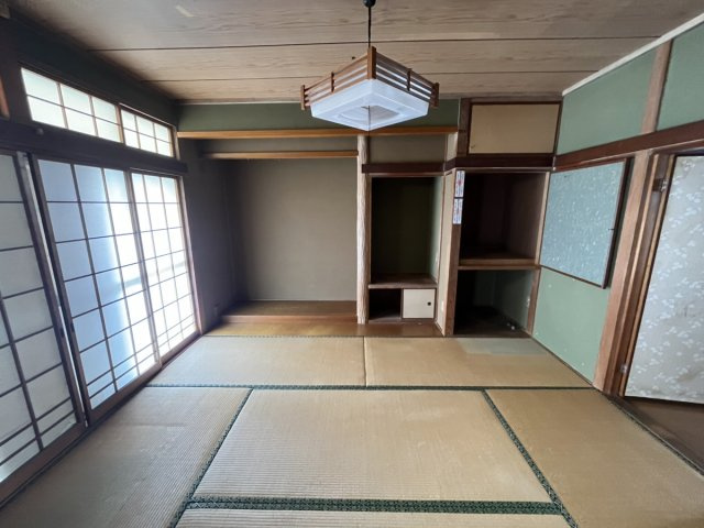 平山新町戸建の和室