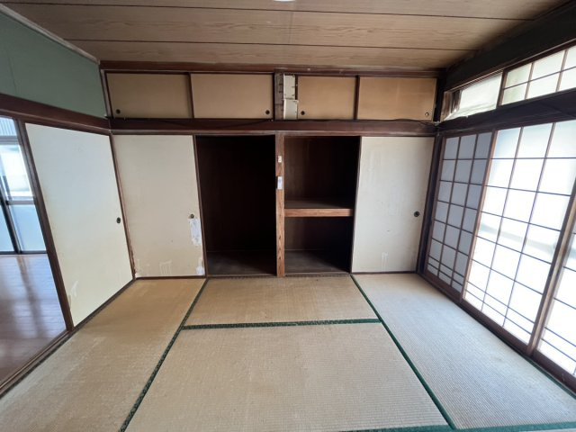 平山新町戸建の和室