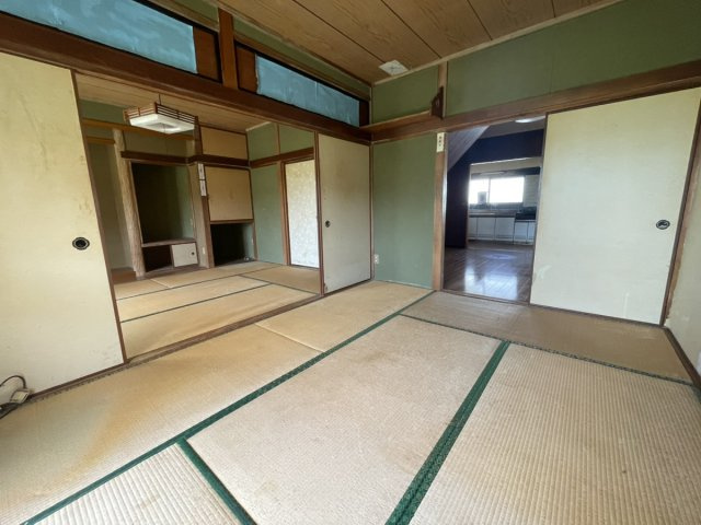 平山新町戸建の和室