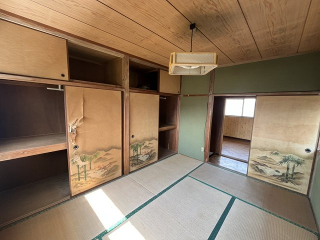 平山新町戸建の和室