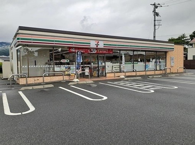 【周辺】 | チェリーブロッサム | セブンイレブン南アルプス白根店まで550m