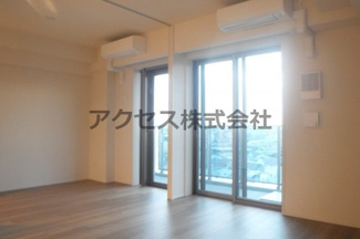 【居間・リビング】 | ※同建物別室、参考写真