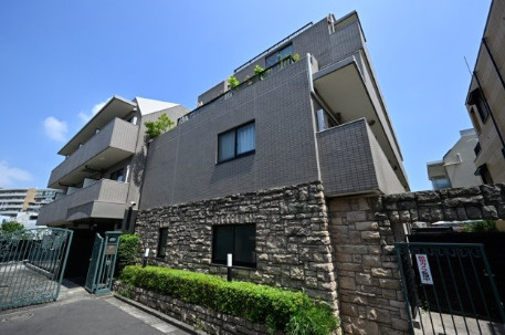 プラネット市ヶ谷の外観