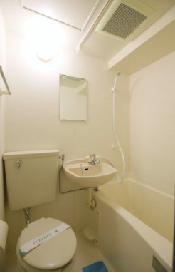 プラネット市ヶ谷の浴室