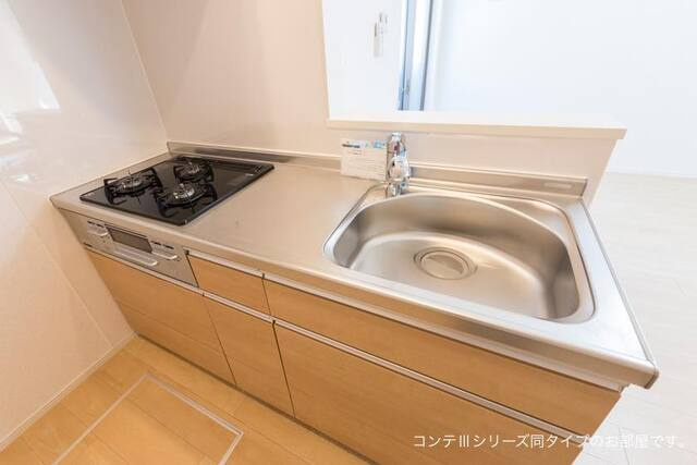メゾン　アイティ　クイーンのキッチン