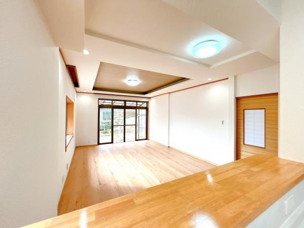 リフォーム済中古戸建　岐阜市日光町6丁目　昭和59年築の居間・リビング