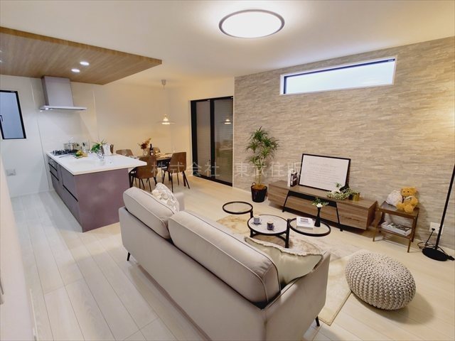 【居間・リビング】の画像