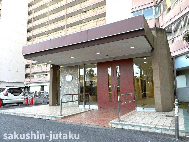 京成サンコーポ八千代台のエントランス