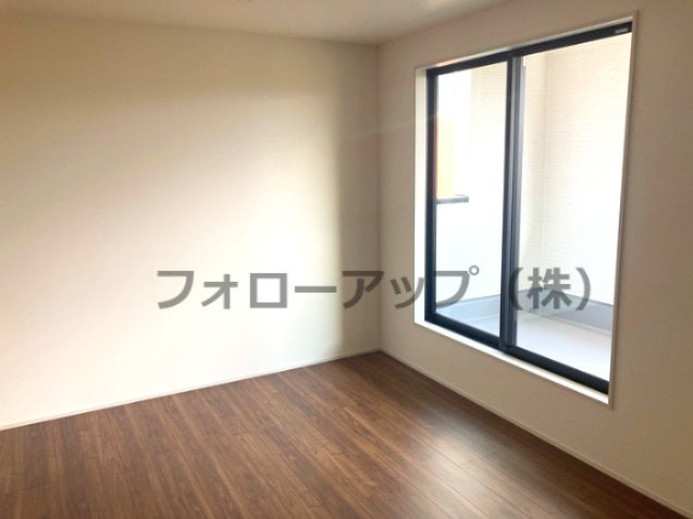 リーブルガーデン福知山市長田7期の洋室|個人の部屋や寝室として使える洋室です