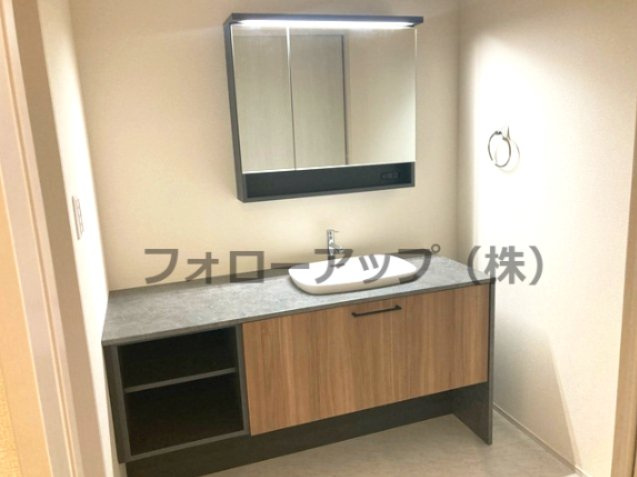 リーブルガーデン福知山市長田7期の独立洗面台|使いやすい独立洗面台です