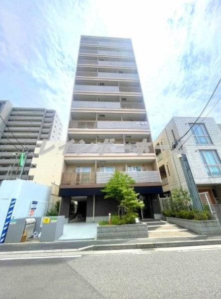 プリズム13番館