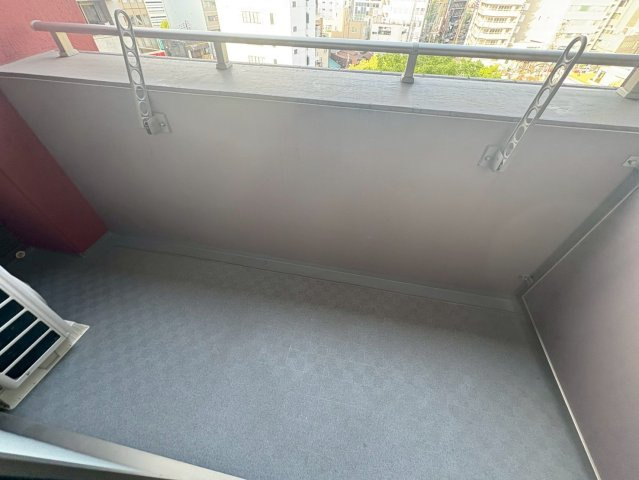 Lasante京橋のバルコニー