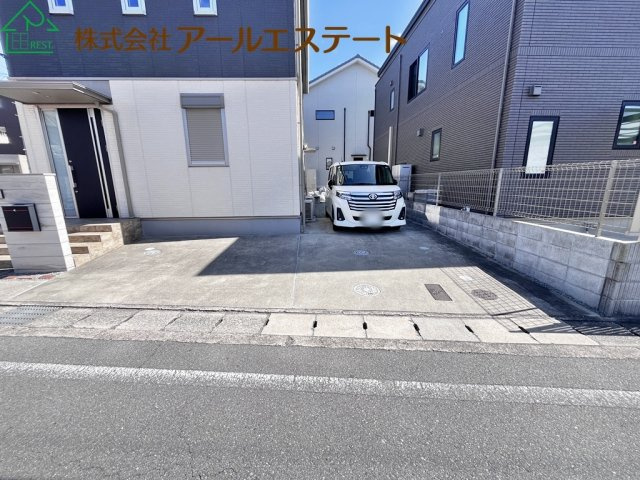 姫路市東山　山陽電鉄「八家駅」徒歩11分の駐車場