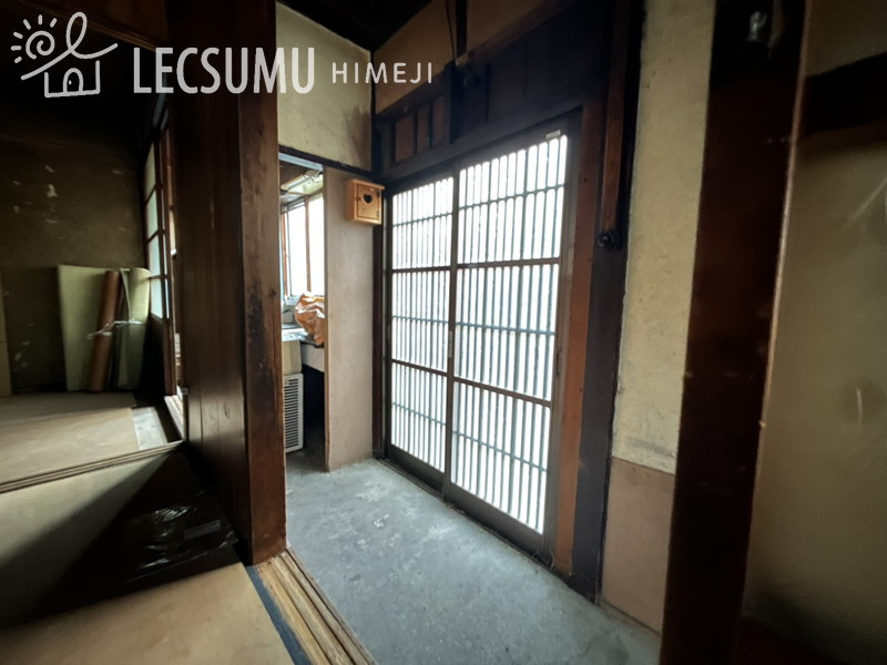 姫路市北条1丁目/中古戸建の玄関