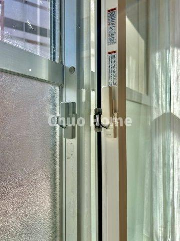 たつみ橋マンションの内装|二重サッシにつきまして防音性良好