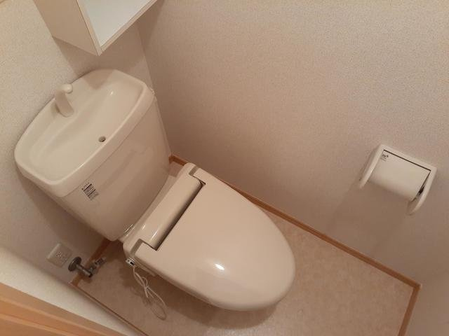 カレックスⅡのトイレ|落ち着いた色調のトイレです