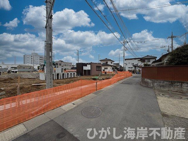 茅ケ崎市円蔵　売地　全10区画の前面道路含む現地写真|現地外観