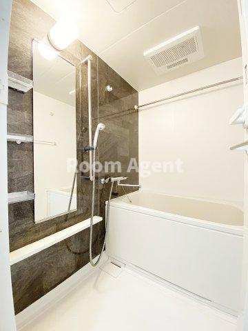 コートバスクの浴室