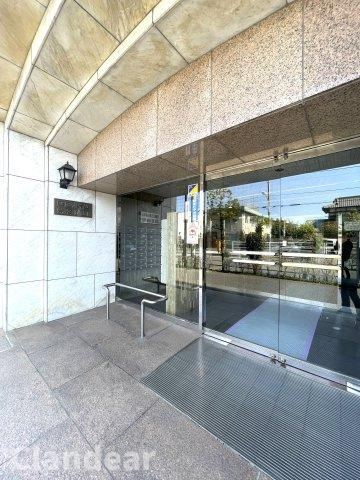 GSハイム第二金町のエントランス|ドキドキの新生活も、安心してスタート。ぴったりの住まいを見つけませんか？クランディアが一緒に住まい選びをサポートします‼　まずは、お気軽にお問合せください　＃クランディア