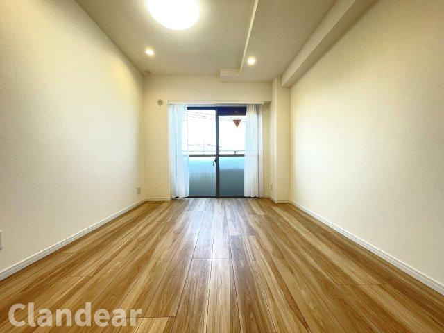 GSハイム第二金町の洋室|ドキドキの新生活も、安心してスタート。ぴったりの住まいを見つけませんか？クランディアが一緒に住まい選びをサポートします‼　まずは、お気軽にお問合せください　＃クランディア