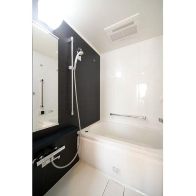 パークアクシス自由が丘テラスの浴室|※写真は同タイプ住戸です。