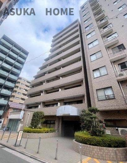 横浜南太田ホームズ2階の外観|綺麗に整備されたエントランス部分です。