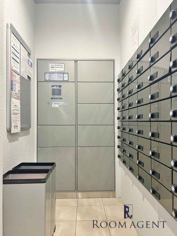 トレヴィ高岳のエントランス
