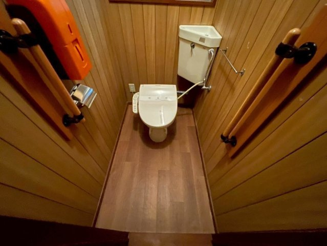 太子町吉福戸建のトイレ