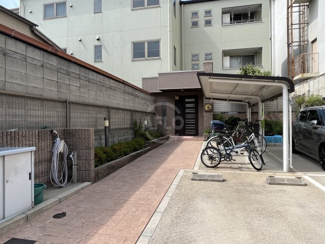 Casa Viento(カーサビエント)のエントランス|Casa Viento(カーサビエント)　エントランス