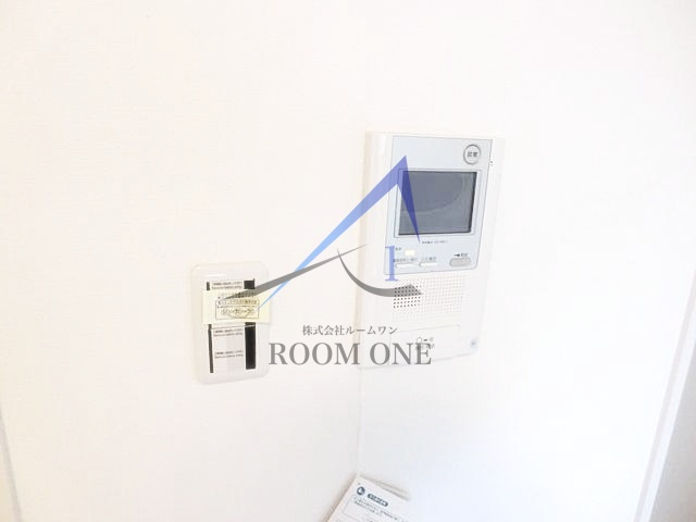 プレール・ドゥーク新大久保Ⅱのセキュリティ|モニター付きインターホンです。