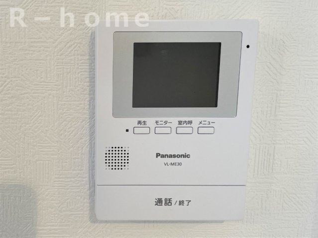 水戸市笠原町第6　新築戸建て　1号棟のセキュリティ|訪問者を確認してから会話ができて安心！防犯性の高いモニター付インターフォンです！