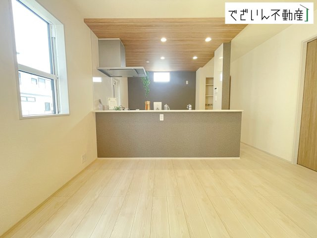 【居間・リビング】 | blooming garden久喜市青毛3丁目　新築住宅 | ≪1号棟≫
現地(2026年4月撮影)