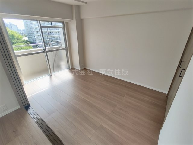 【寝室】の画像