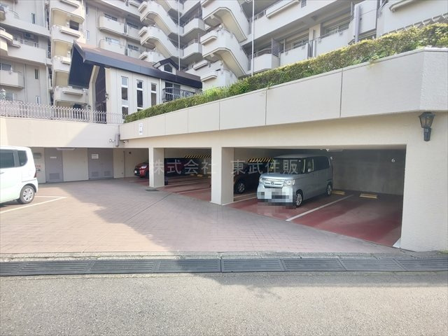 【駐車場】の画像