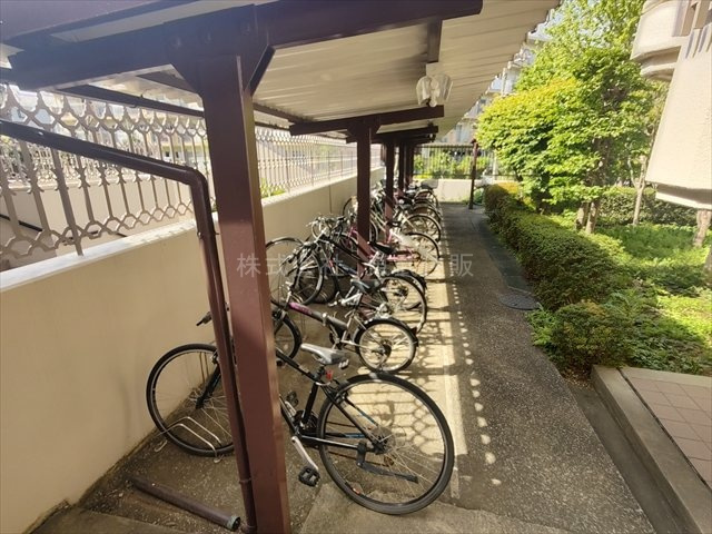 【駐輪場】の画像