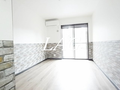 【居間・リビング】 | サウスアロー | 洋室のお部屋です。