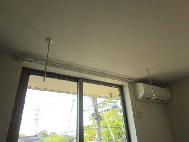 ラ　スカラ　西船橋のバルコニー|★室内物干しフック★