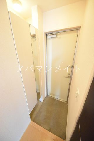 【玄関】 | サンロイヤル | ゆったりとした玄関です
