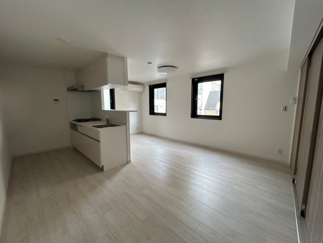 【居間・リビング】