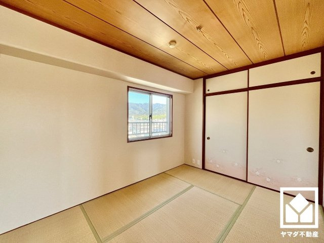 ルネ伏見東の和室